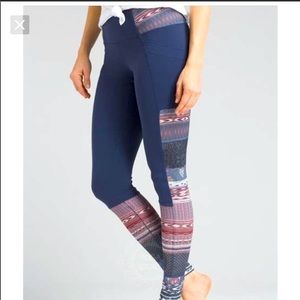 Prana Blue Highway Aztec leggings mid-rise Small side pockets